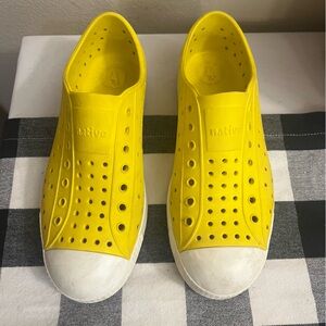 Native Jefferson Kids Slip On Shoes Little Kids Size 3